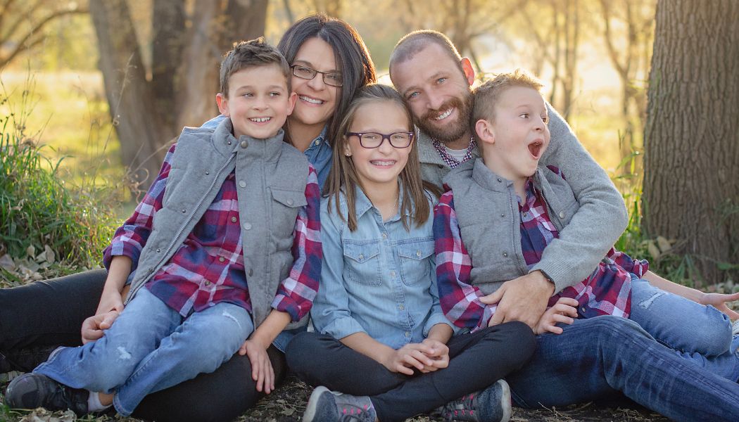 21 Creative Ways to Rock Family Matching Outfits at Holiday Events